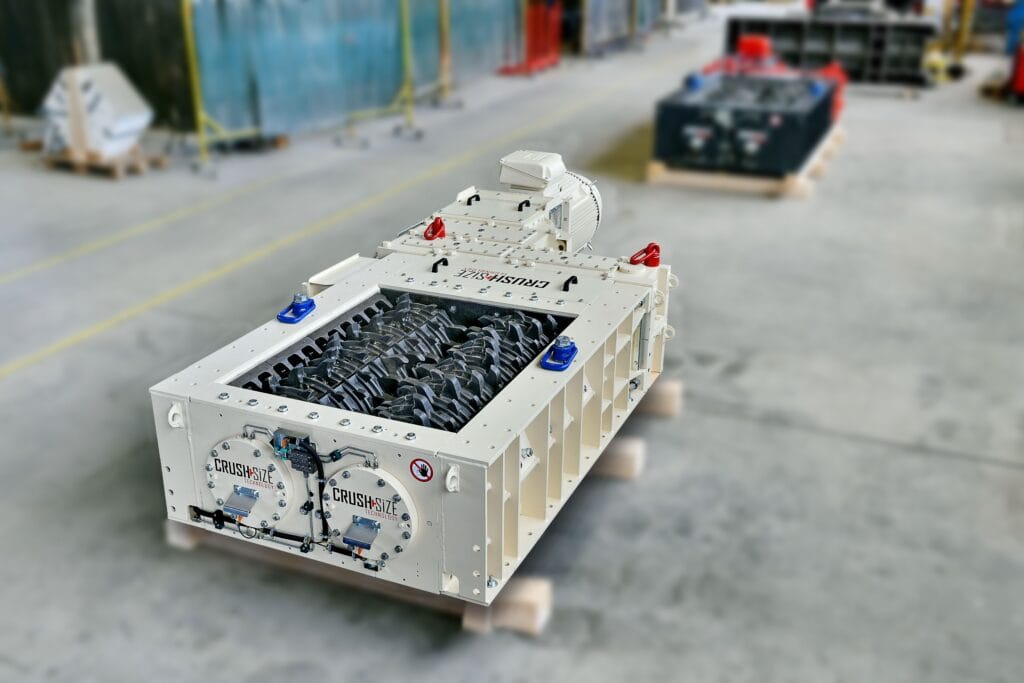 Crush+ Size Sizer als Sekundärbrecher in Kalkstein und Gips liefern maximale Grobkörnigkeit und minimalen Feinanteil.